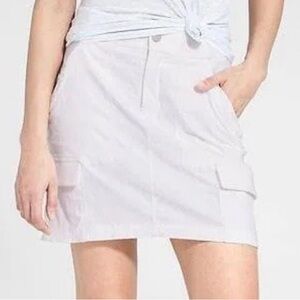 Athleta Women’s Trekkie White Skort Cargo Pockets Outdoor Hiking Golf Activewear
